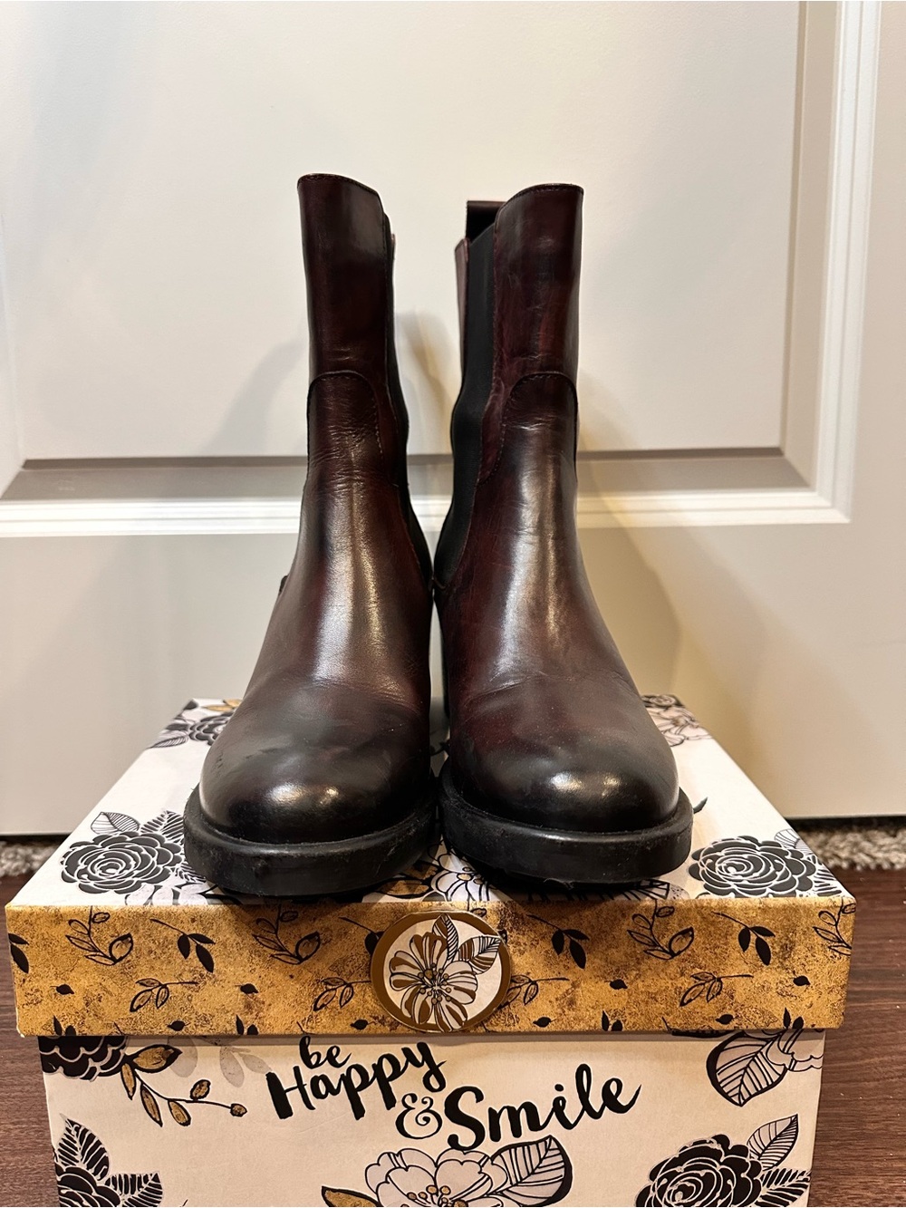 Emanuele Crasto Italian Oxblood Leather Chelsea Block Heel Boots - Size 39 / 8